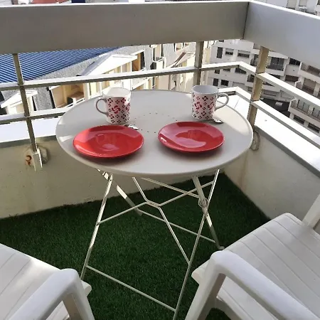 Biarritz, 1 Piece, 2 Personnes - Fr-1-239-536 * Biarritz